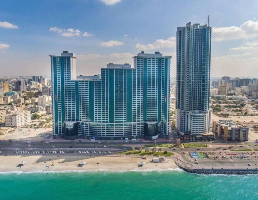 Luxury Full Sea View Flat Apartment Ajman Exterior foto