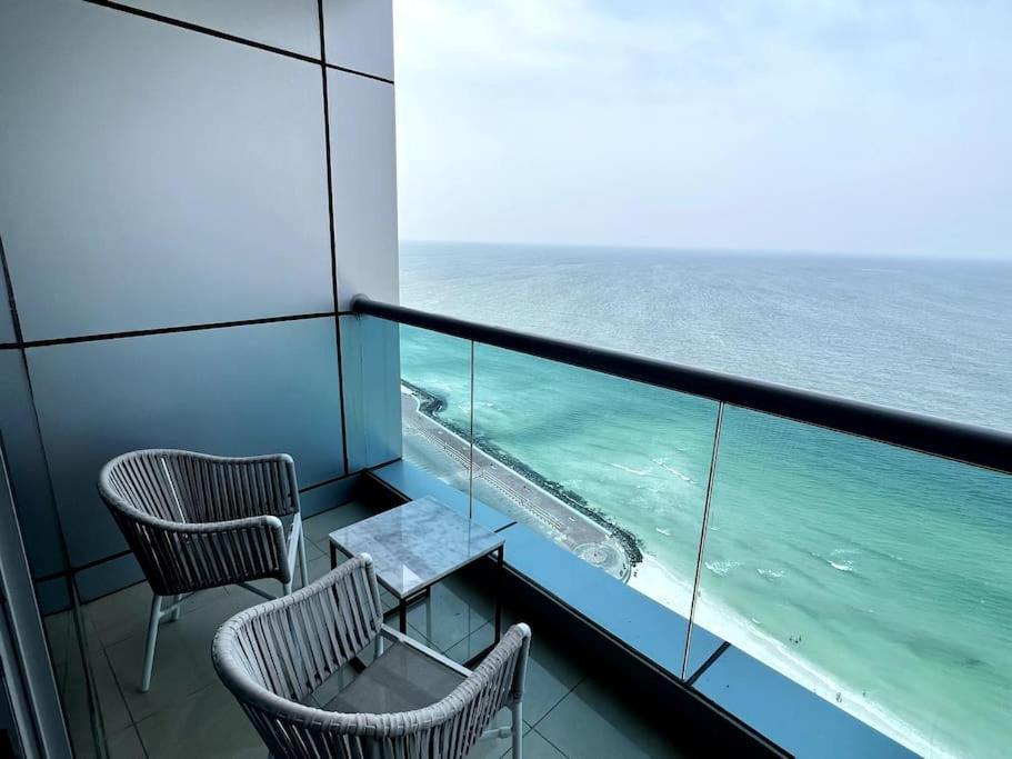 Luxury Full Sea View Flat Apartment Ajman Exterior foto
