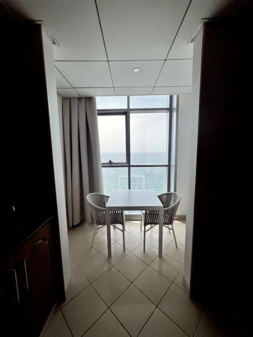 Luxury Full Sea View Flat Apartment Ajman Exterior foto